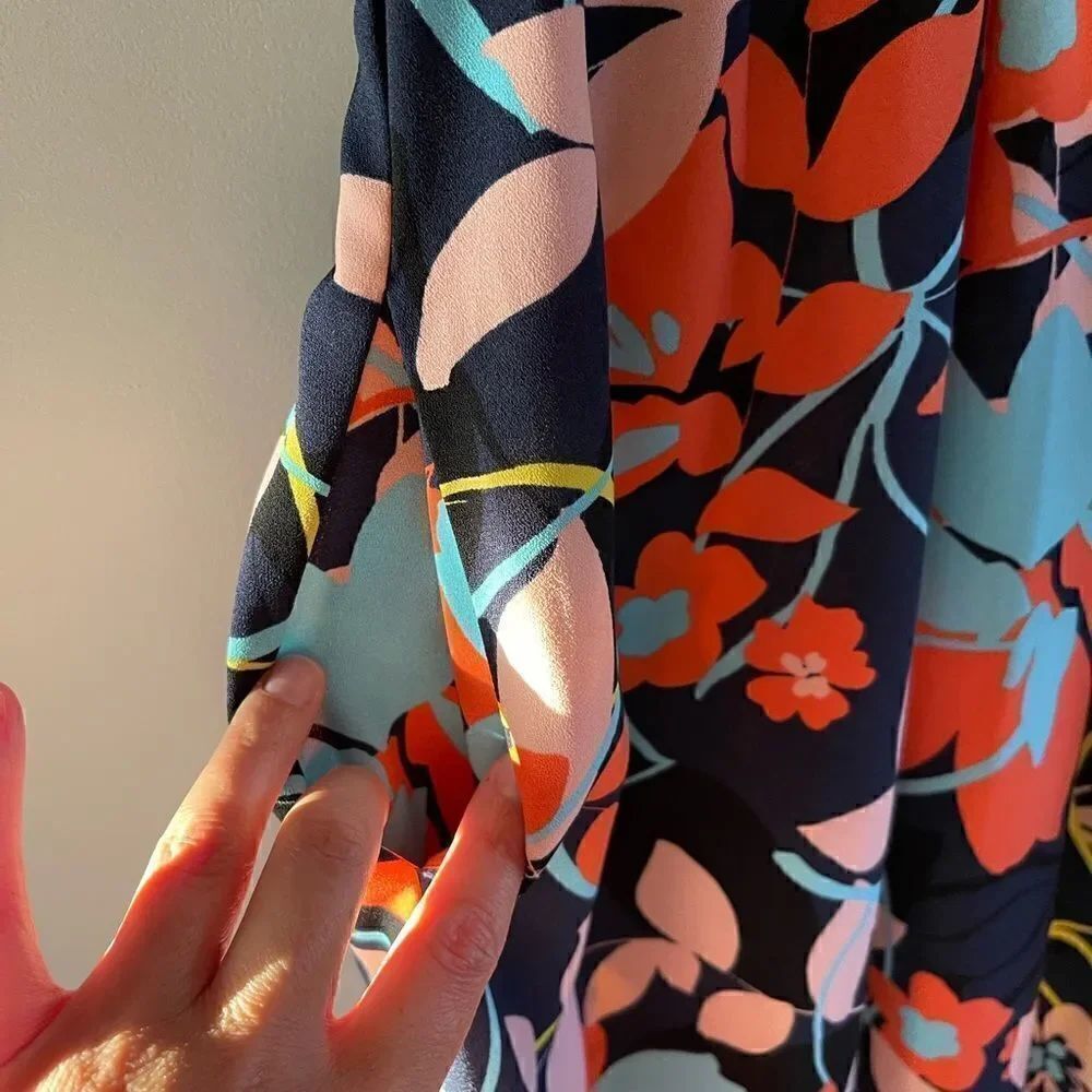 Halogen Floral Flutter Sleeve Multi Color Shift Dress | SZ SP - Picture 8 of 9